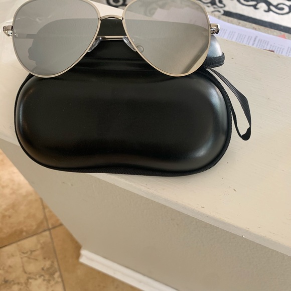 Brand new, silver aviator sunglasses with case - Picture 2 of 2